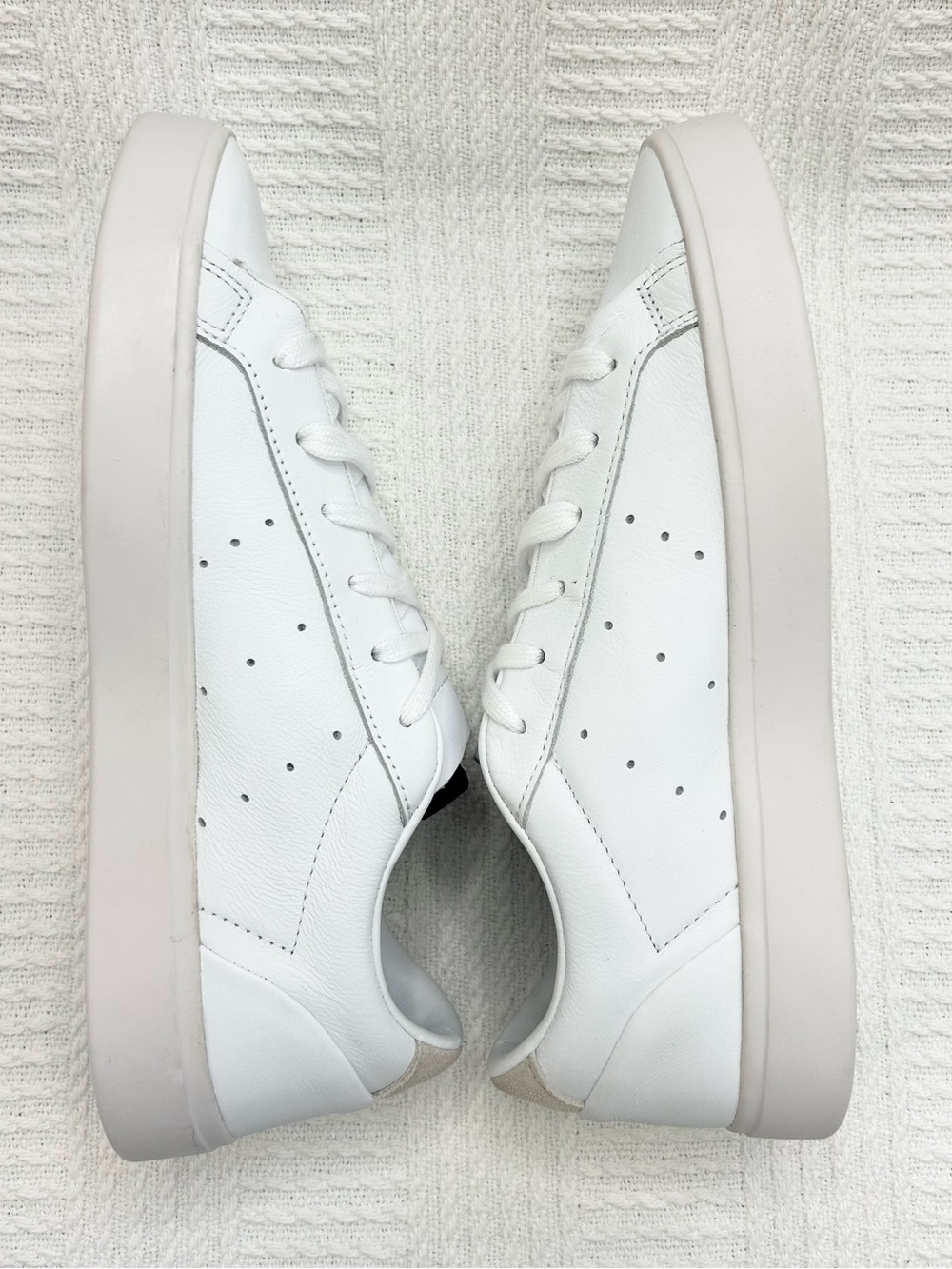 Adidas Sleek Sneaker Cloud White DB3258 Size Women's 9 - Picture 10 of 16